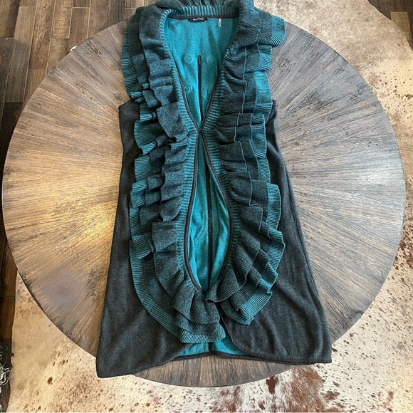 Nic + Zoe Teal Gray Triple Ruffled Knee Length Cardigan Vest Intricate Design XL - Picture 1 of 12